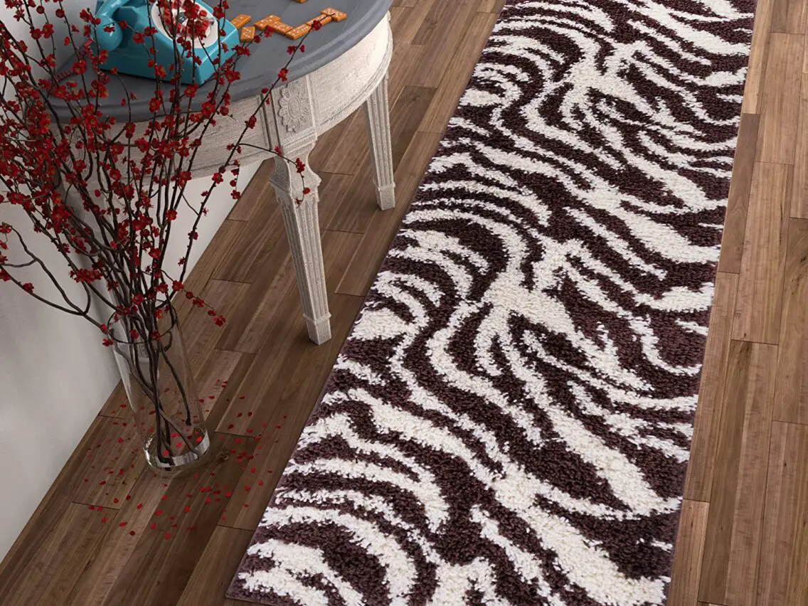 Top 10 Non-Tacky Ways to Use Animal Print Decor