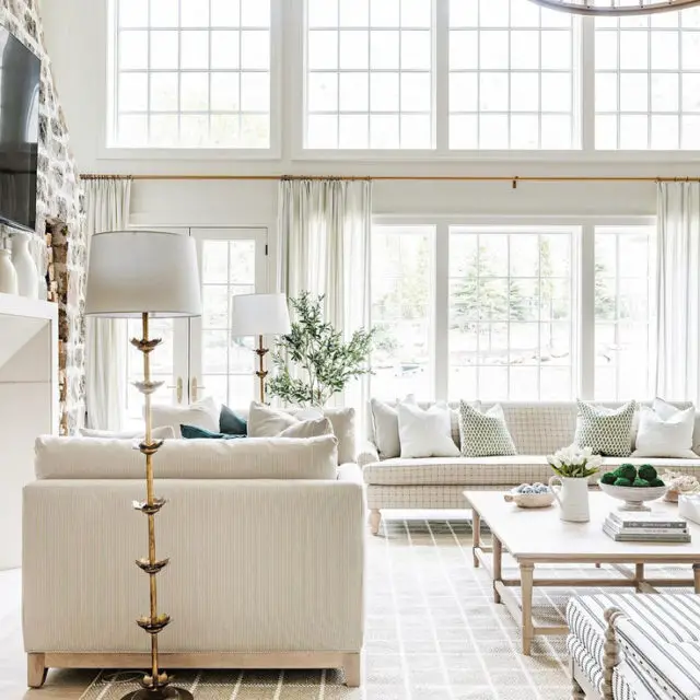 Is Modern Farmhouse Going Out of Style? - DianneDecor.com