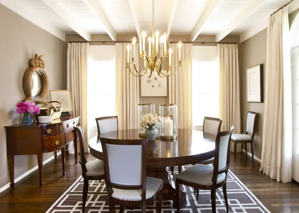round table dining room
