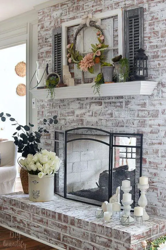 10 Ideas for a Lovely Spring Mantel - DianneDecor.com