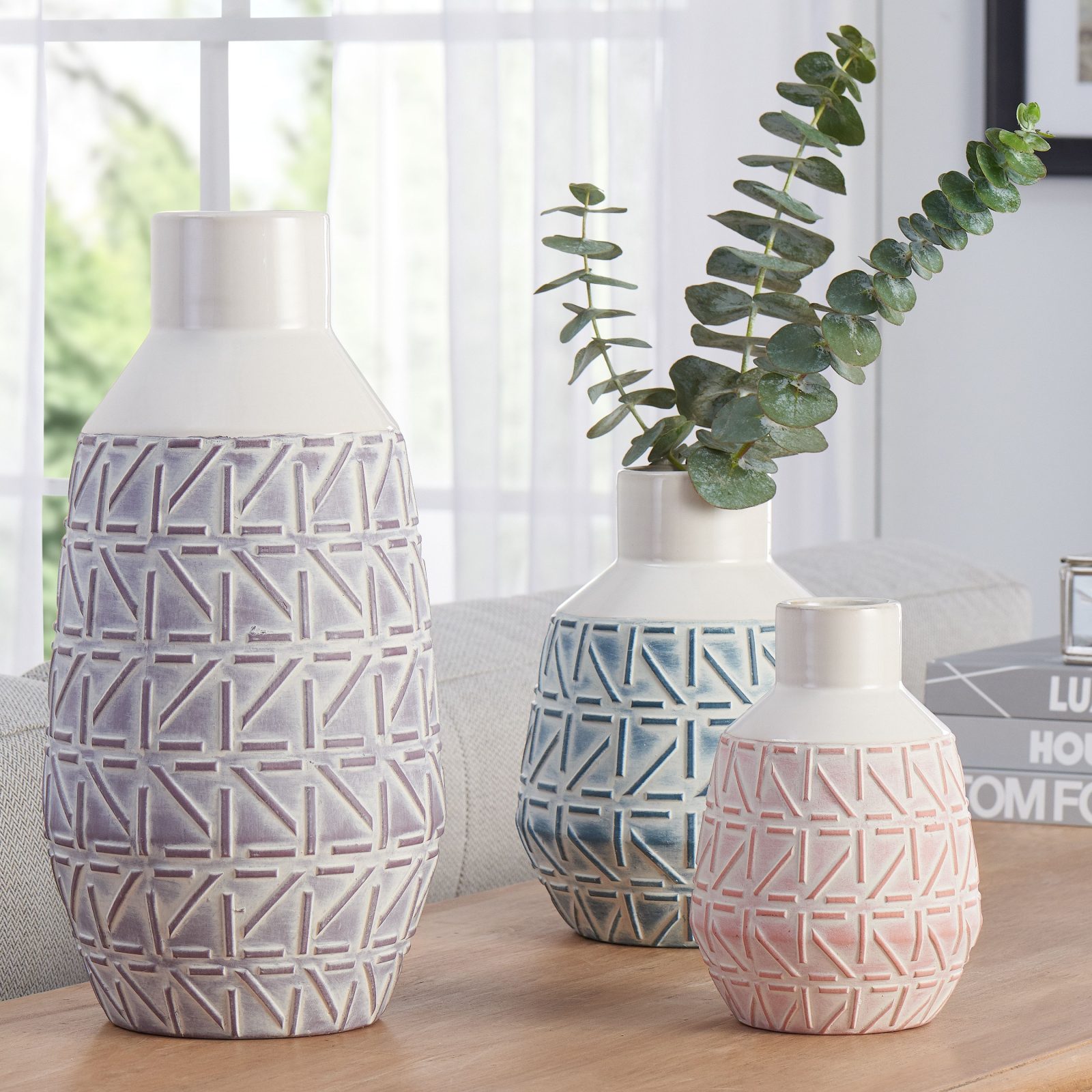 bhg 3-Piece Geometric Engraved Vase Set