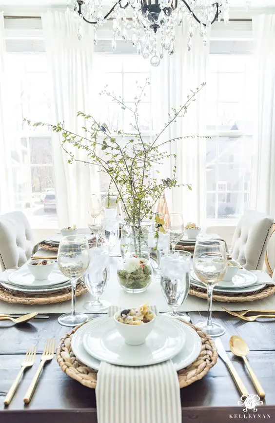 14 Sweet Spring Tablescape Ideas - DianneDecor.com